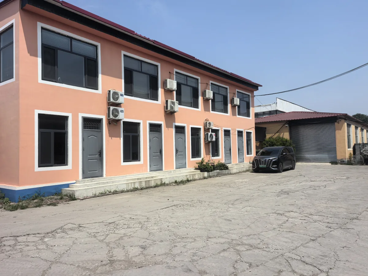 Factory office building and yard in Anping